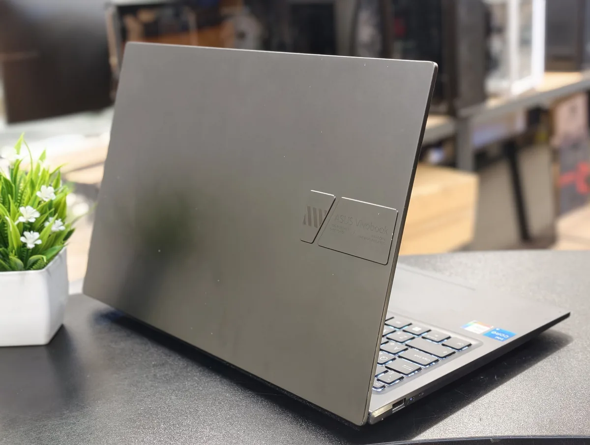 15.6" Ноутбук ASUS VivoBook 15X OLED K3504VA - фото 4