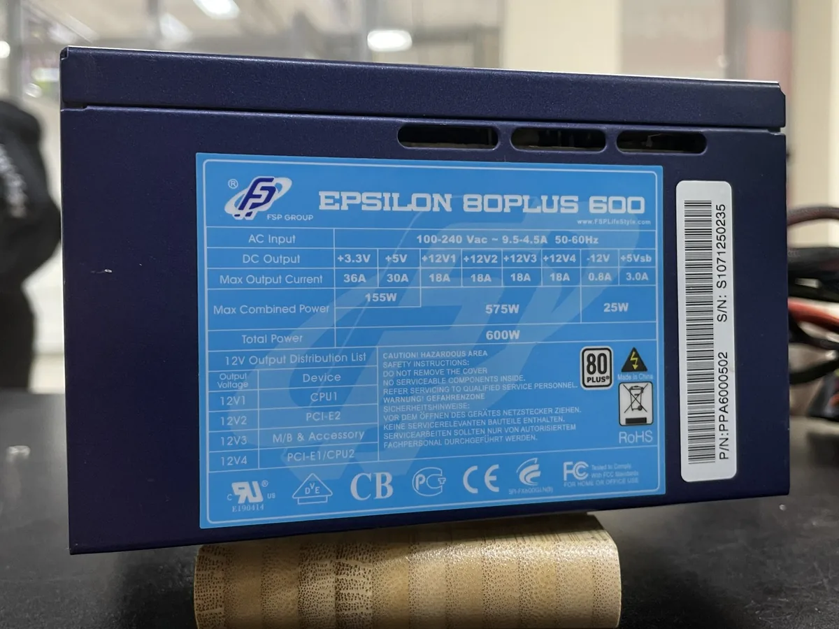 Блок питания 600 Вт FSP Epsilon 80 plus - фото 2