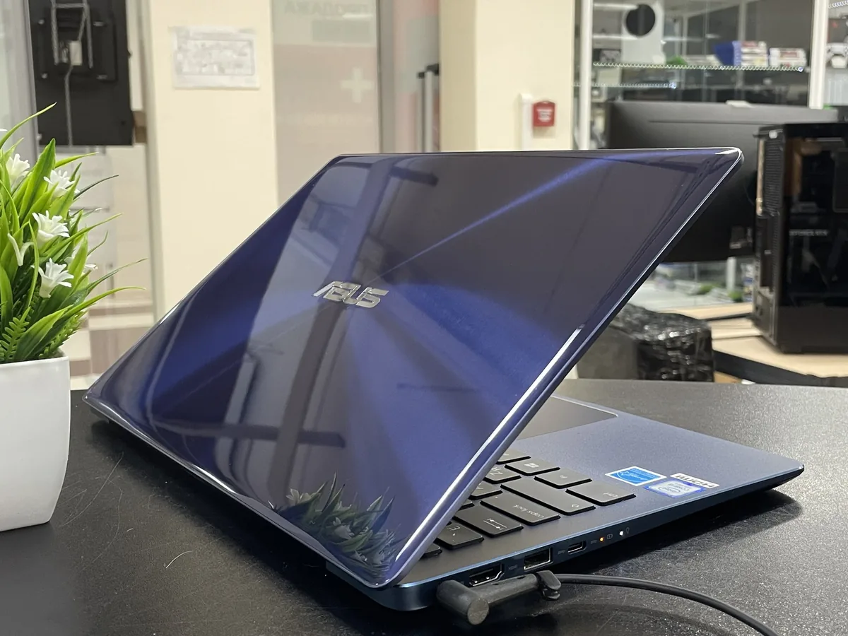 13.3" Ноутбук ASUS ZenBook 13 - фото 3