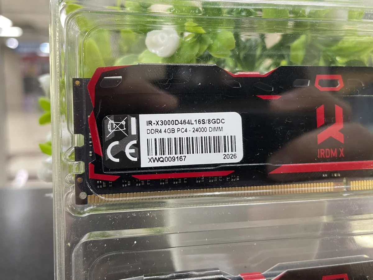 Goodram Iridium 8 ГБ (2х4) DDR4, 2400 МГЦ - фото 2