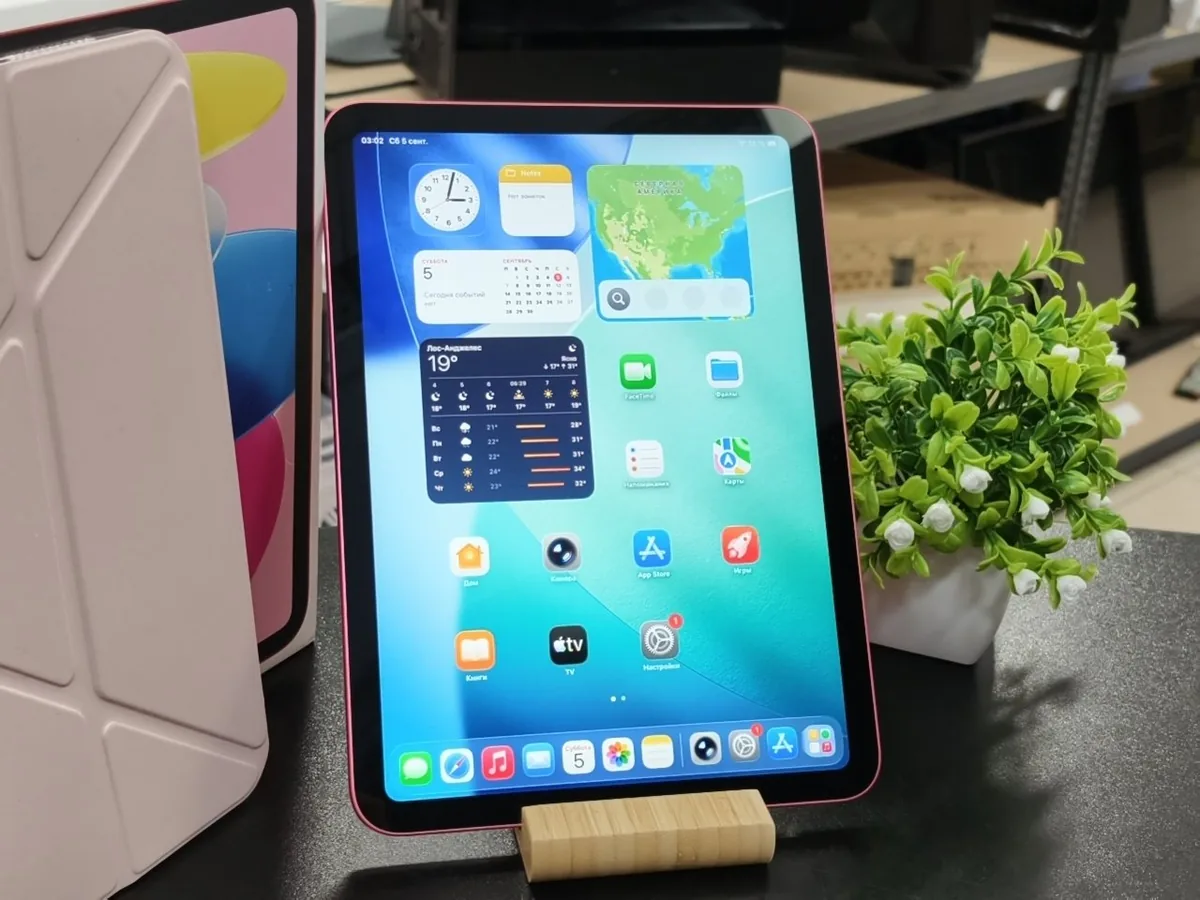 11" Планшет Apple iPad (11th Gen) Wi-Fi 128 ГБ - фото 1