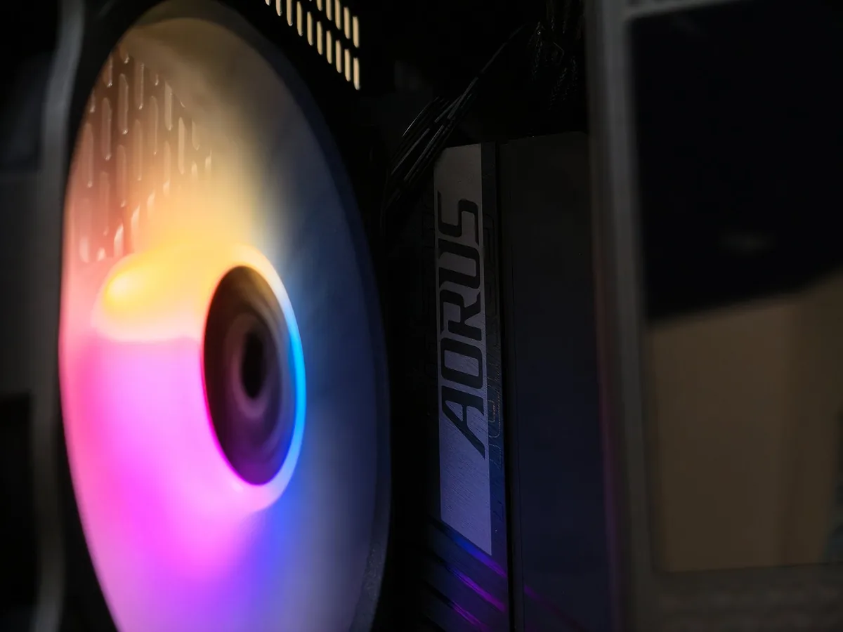 Игровой компьютер R5 7500F / 16 Гб DDR5 / 5060 Ti 8 Гб - фото 2