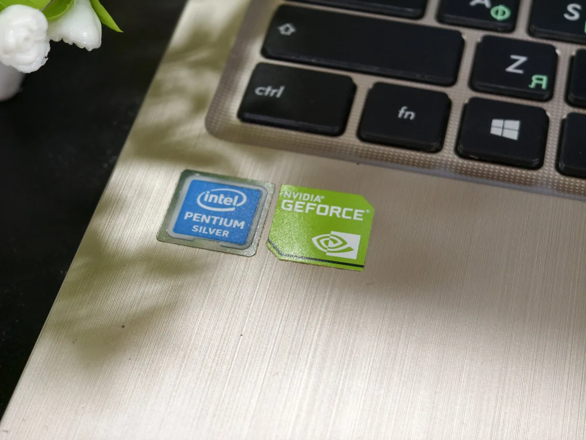 15.6" Ноутбук ASUS D540MB-GQ080T - фото 2