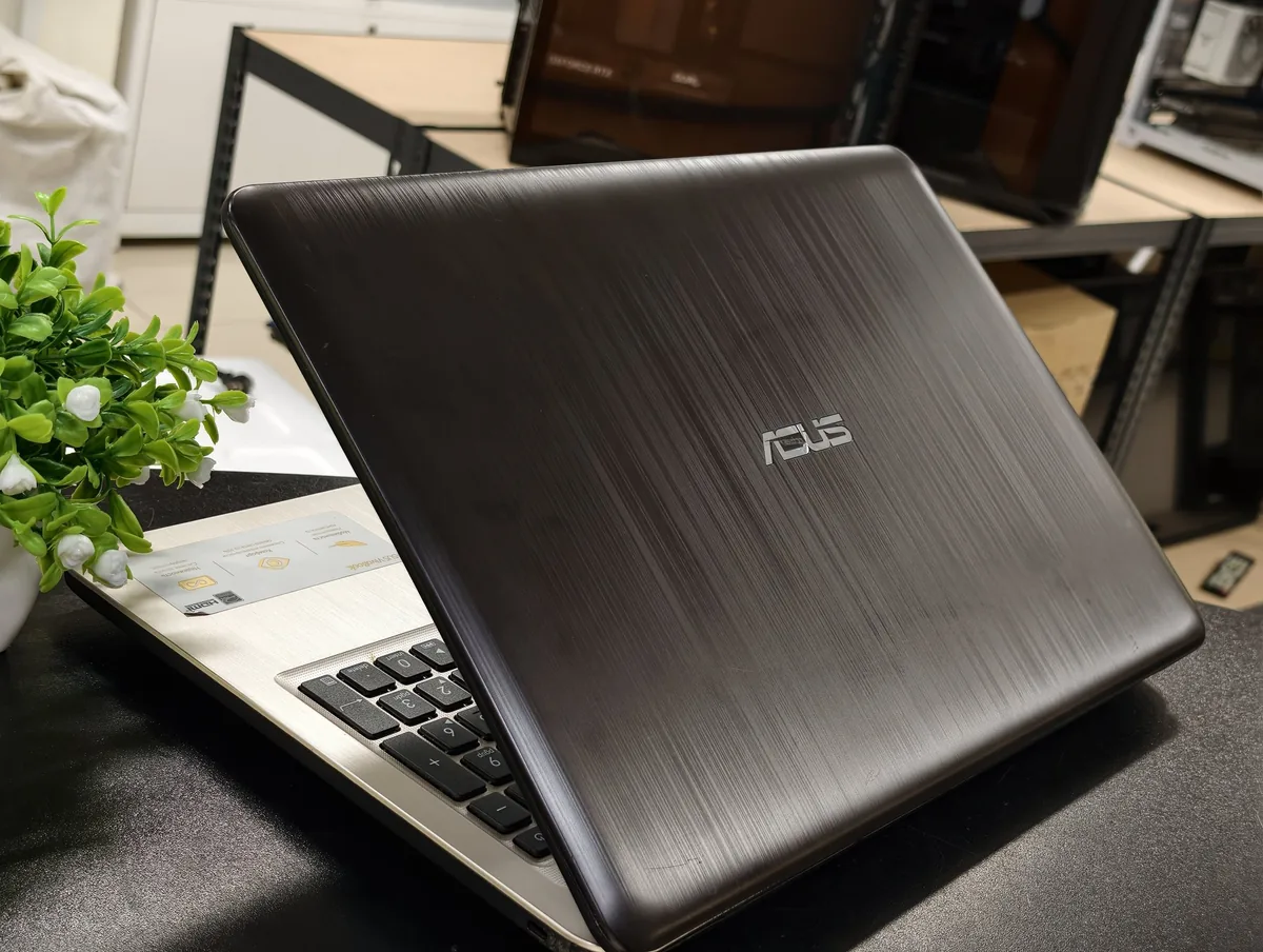 15.6" Ноутбук ASUS D540MB-GQ080T - фото 4