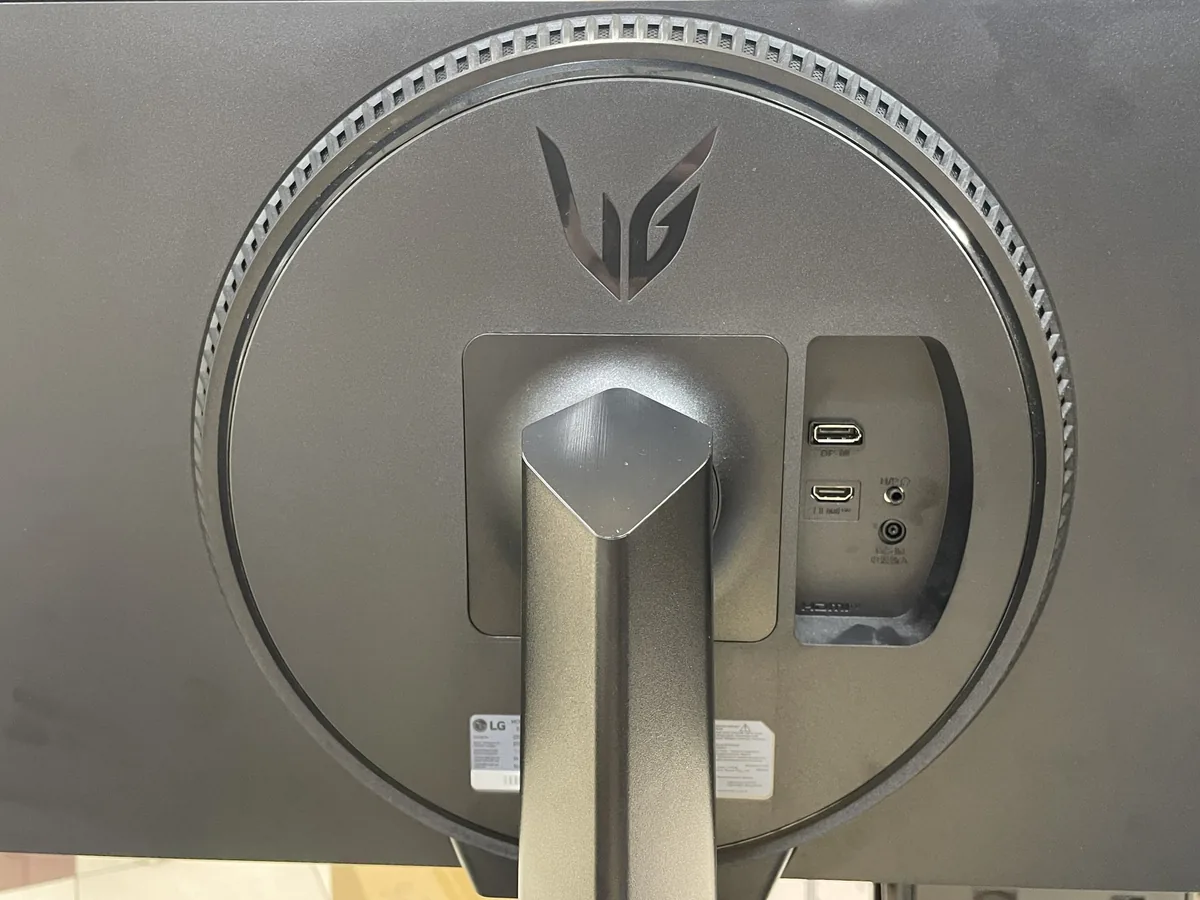 27" Монитор LG UltraGear 27GS65F-B - фото 3