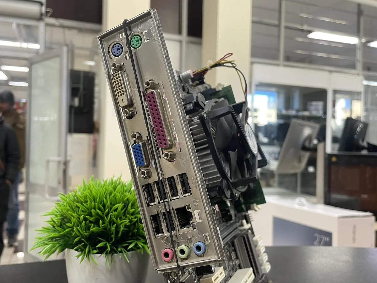 Готовый комплект (LGA1155) G440 / H61 / 4 ГБ - фото 3