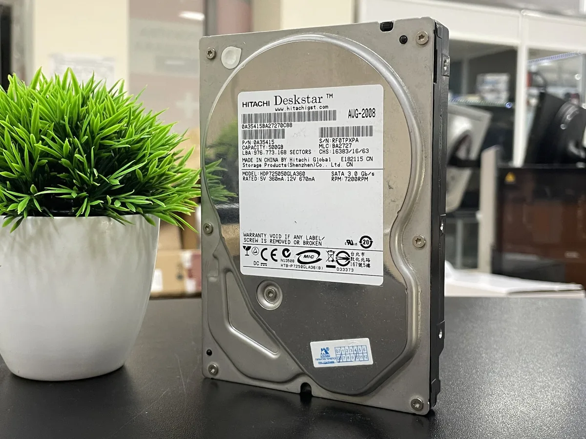 3,5" Жесткий диск HITACHI 500 ГБ - фото 1
