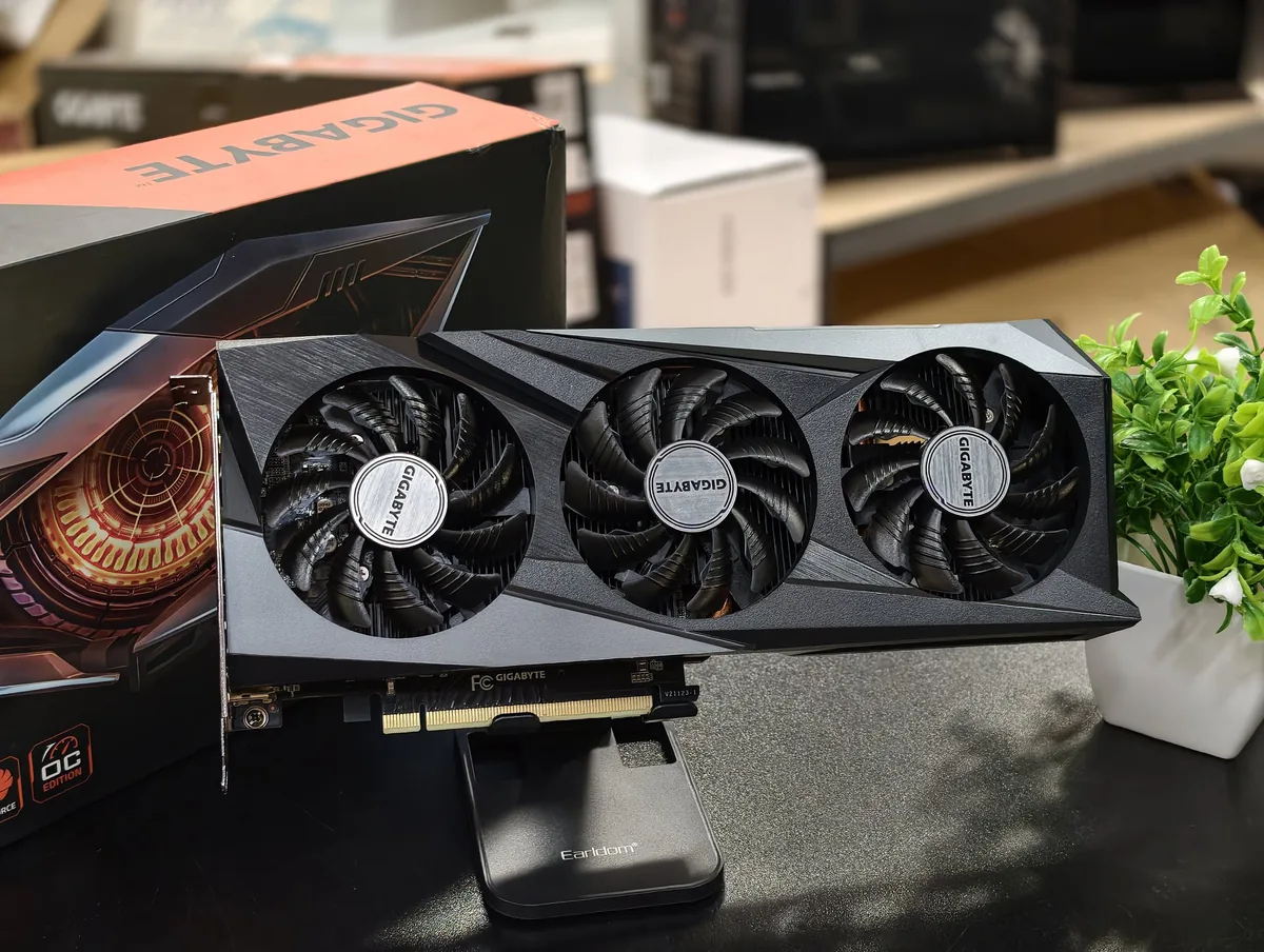 GIGABYTE Intel Arc A380 6 ГБ GAMING OC - фото 1