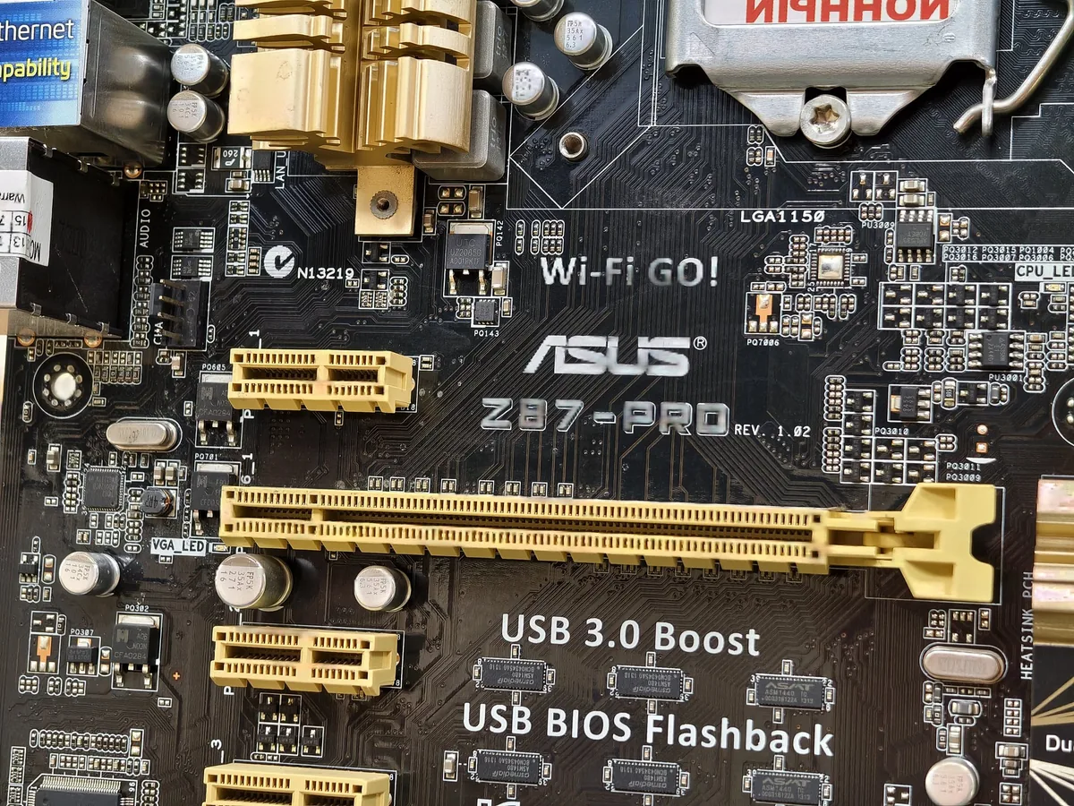 ASUS Z87-PRO (LGA1150) - фото 2