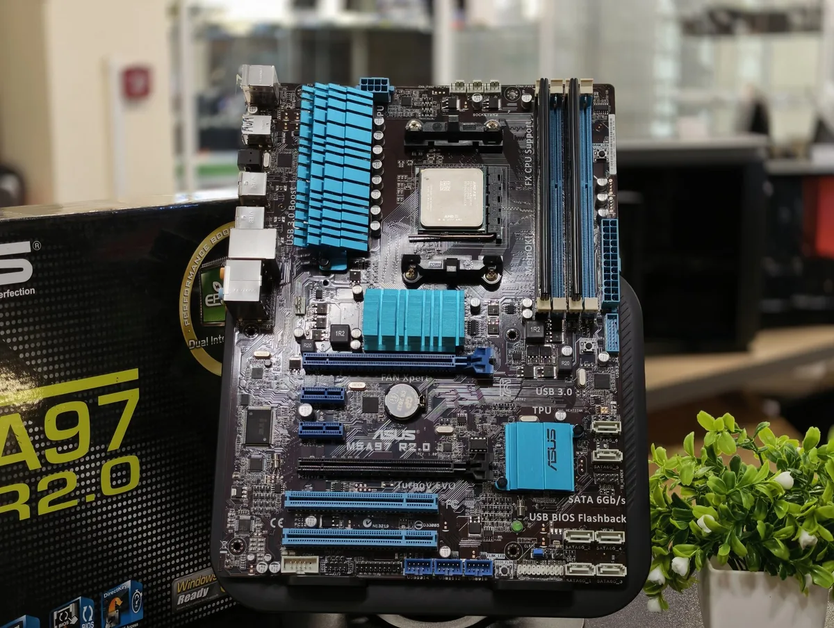 Комплект ASUS M5A87 R2.0 + FX-6300 + 8 ГБ DDR3 (2x4 ГБ) - фото 1