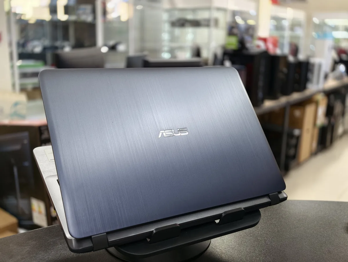 15.6″ Ноутбук ASUS R507U новый SSD - фото 4