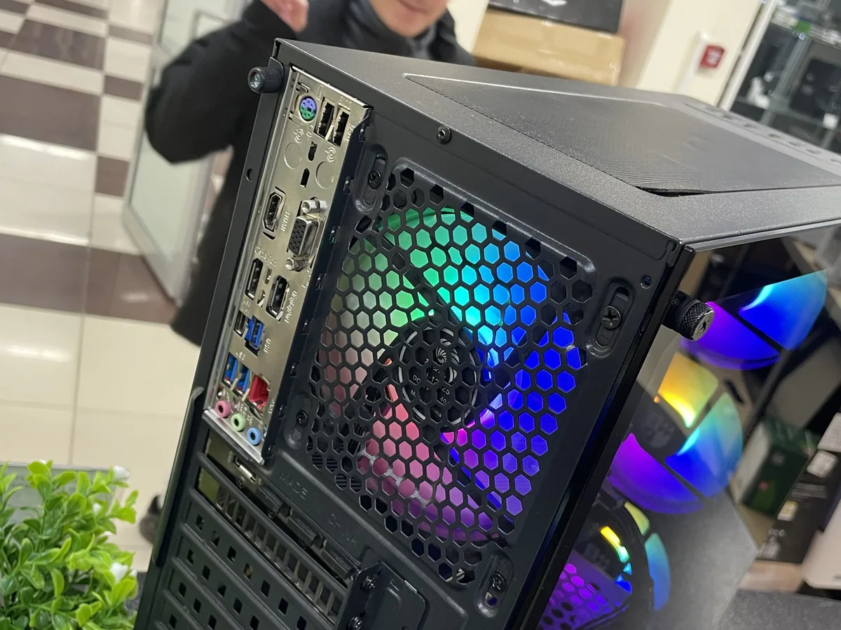 Игровой компьютер i5-12400F / RTX 3060 12 ГБ - фото 3