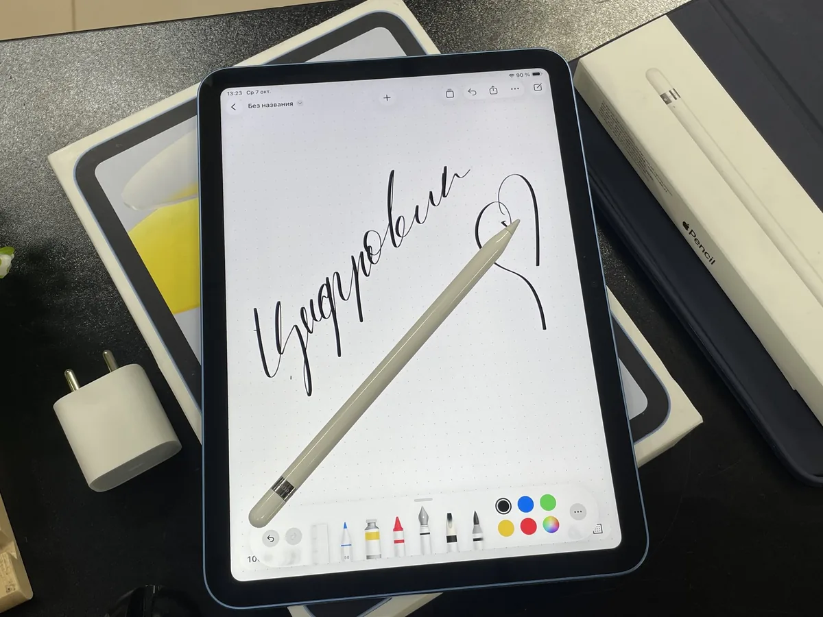 11″ Планшет Apple iPad (11th Gen) Wi-Fi 128 ГБ + Pencil - фото 3