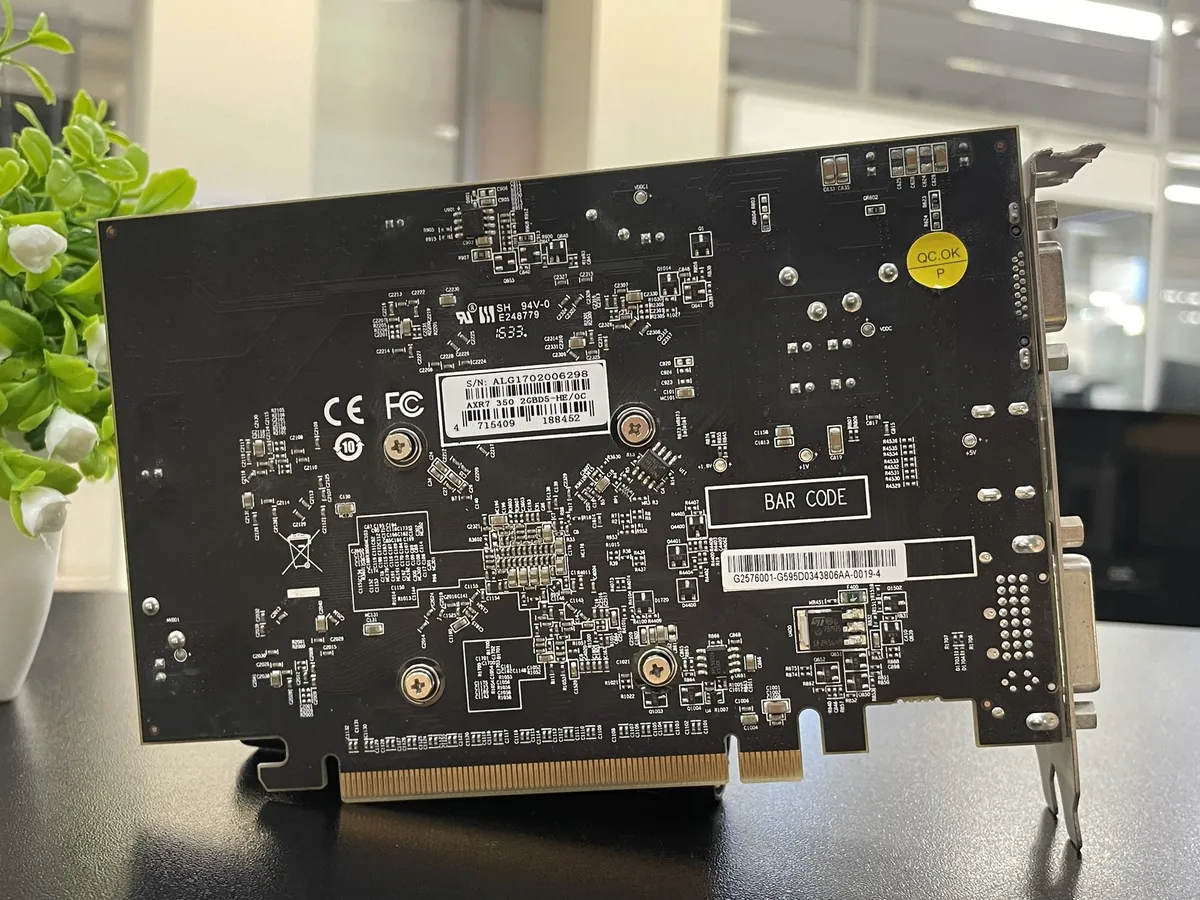 Powercolor AMD Radeon R7 350 2 ГБ - фото 2