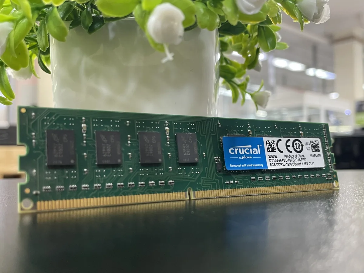 Crucial 8 ГБ DDR3L, 1600 МГц - фото 1