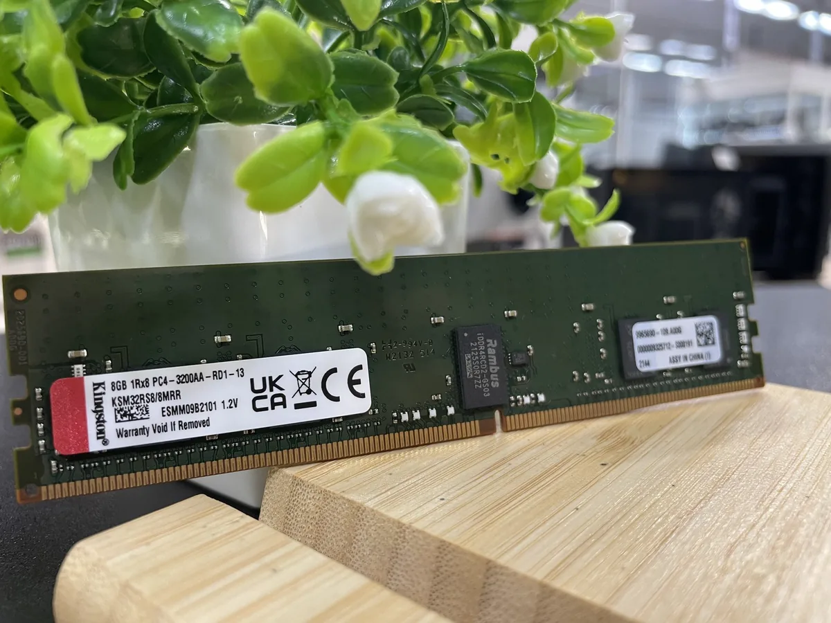 Серверная Kingston DDR4 8 ГБ, 3200 МГц - фото 1