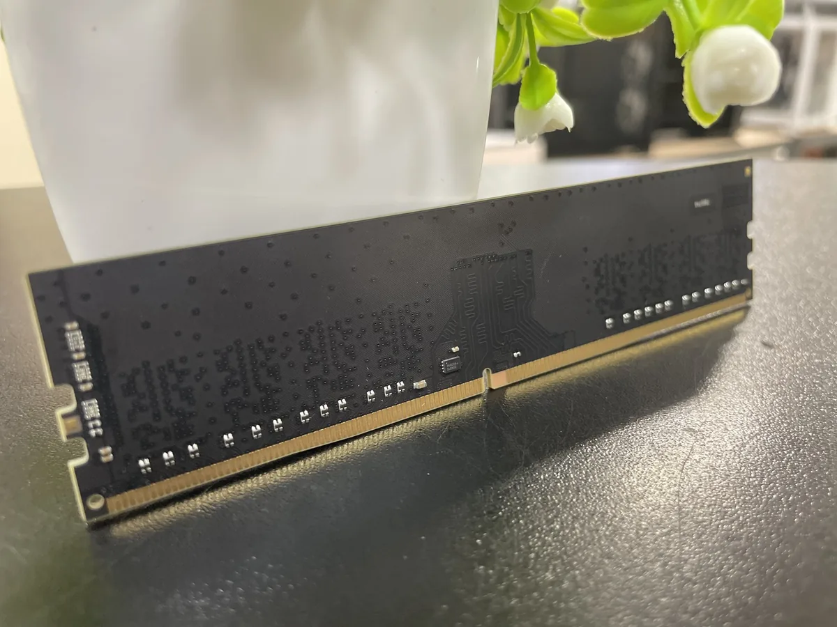 Patriot 8 ГБ DDR4, 3200 МГц - фото 2