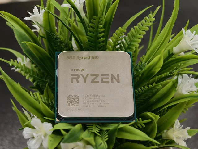 AMD Ryzen 5 1600 (AM4) - б/у техника в Нижнекамске