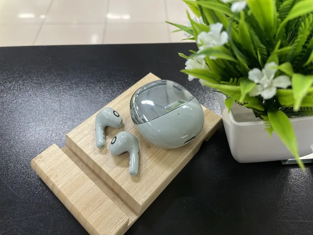 TWS Xiaomi Buds 4 - б/у техника в Нижнекамске