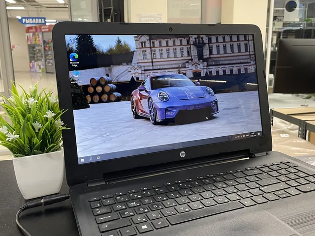 15.6" Ноутбук HP (Pentium / 8Gb / 120Gb SSD) - б/у техника в Нижнекамске