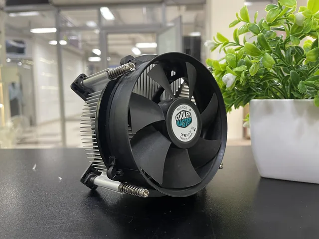Кулер для Intel CoolerMaster - б/у техника в Нижнекамске
