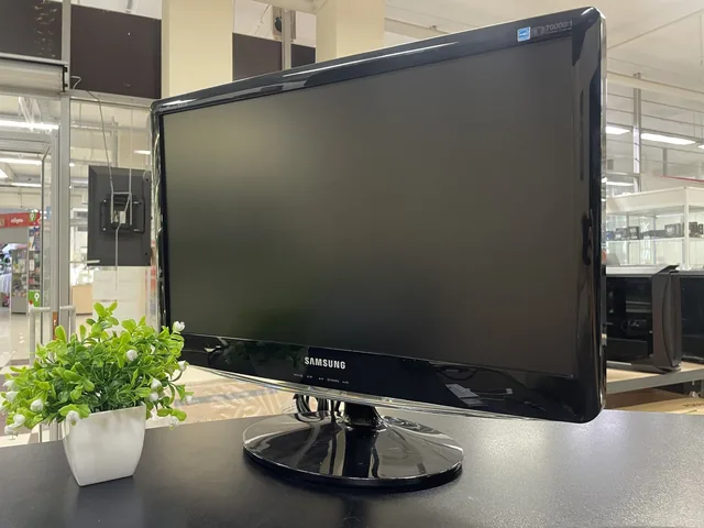 21,5" Монитор Samsung SyncMaster B2230N - б/у техника в Нижнекамске
