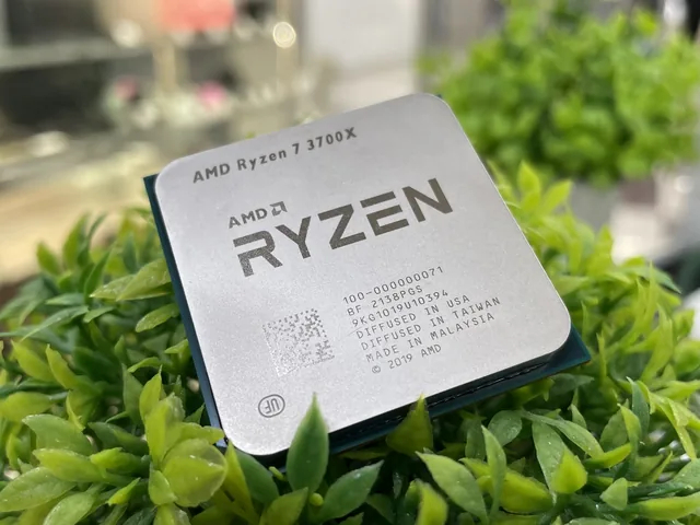 AMD Ryzen 7 3700X (AM4) - б/у техника в Нижнекамске